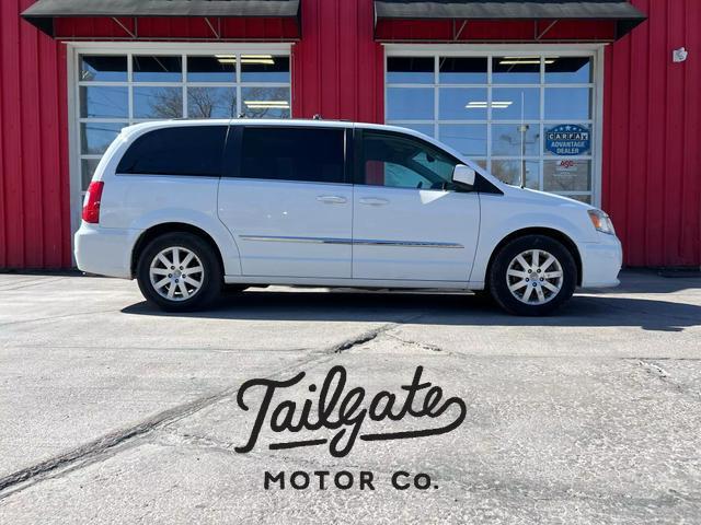 used 2016 Chrysler Town & Country car, priced at $9,577