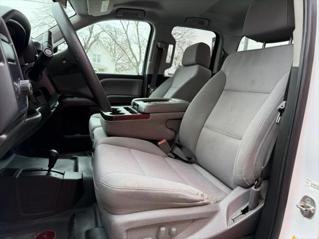 used 2019 Chevrolet Silverado 1500 car, priced at $18,900