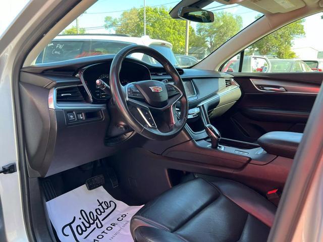 used 2018 Cadillac XT5 car, priced at $14,990