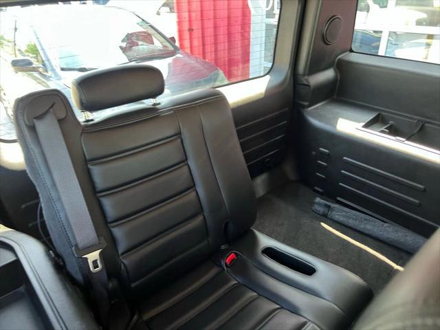 used 2005 Hummer H2 car, priced at $22,900