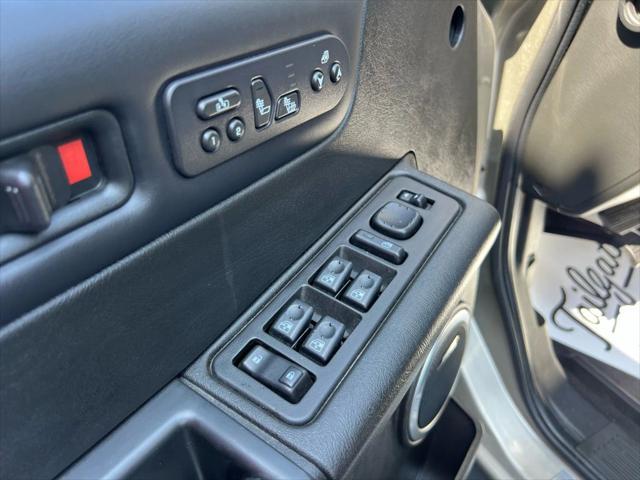 used 2005 Hummer H2 car, priced at $22,900