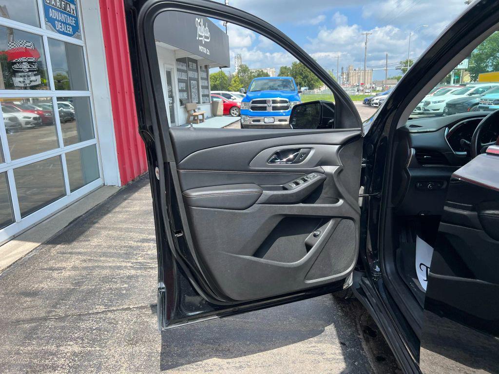 used 2019 Chevrolet Traverse car, priced at $17,743
