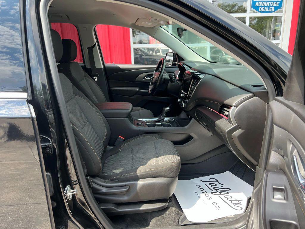 used 2019 Chevrolet Traverse car, priced at $17,743