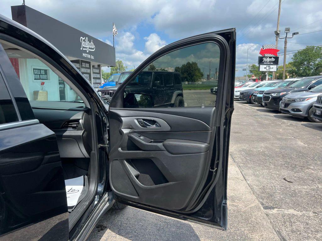 used 2019 Chevrolet Traverse car, priced at $17,743
