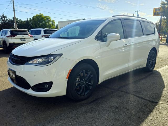 used 2020 Chrysler Pacifica car, priced at $23,882