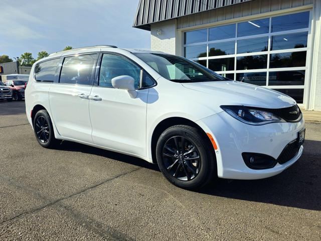 used 2020 Chrysler Pacifica car, priced at $23,882