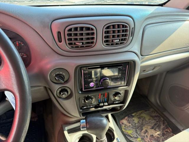 used 2005 Chevrolet TrailBlazer car, priced at $4,900