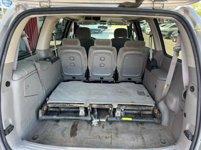 used 2004 Chevrolet Venture car, priced at $4,900