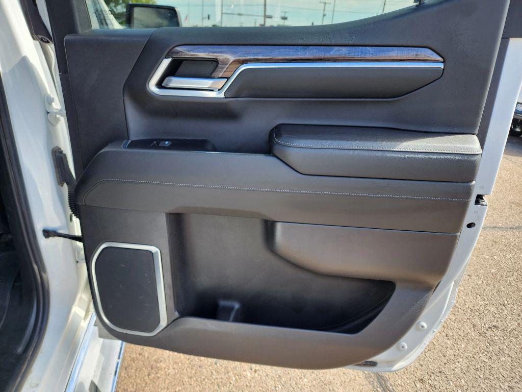 used 2023 Chevrolet Silverado 1500 car, priced at $32,900