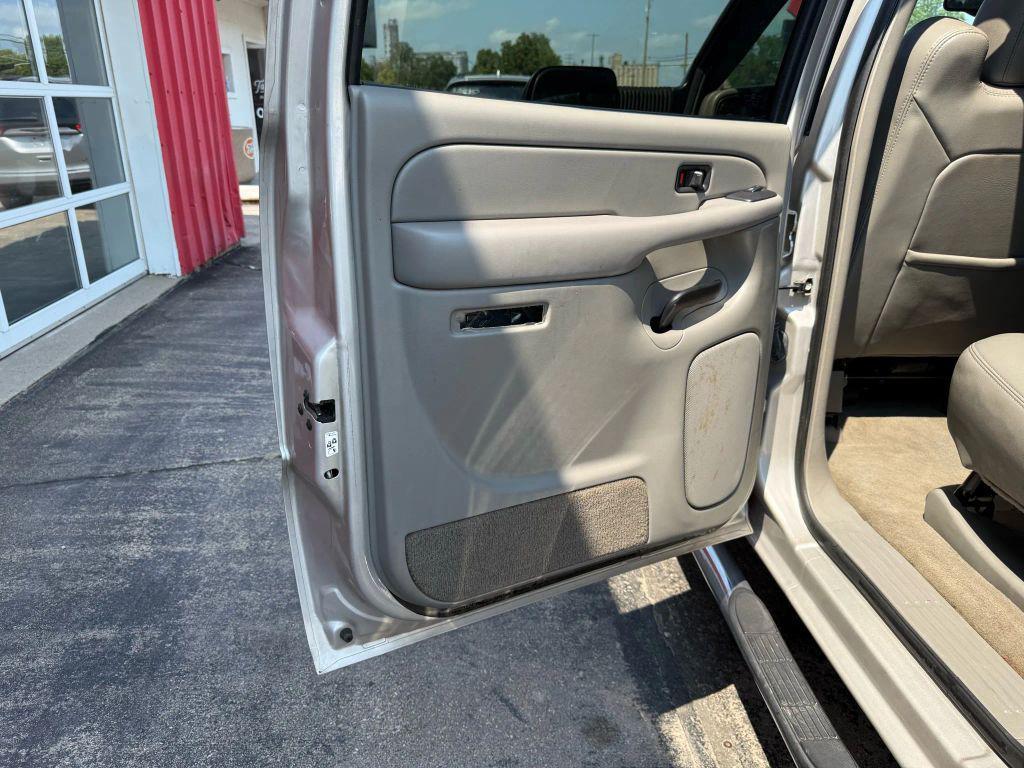 used 2004 Chevrolet Silverado 2500 car, priced at $19,998