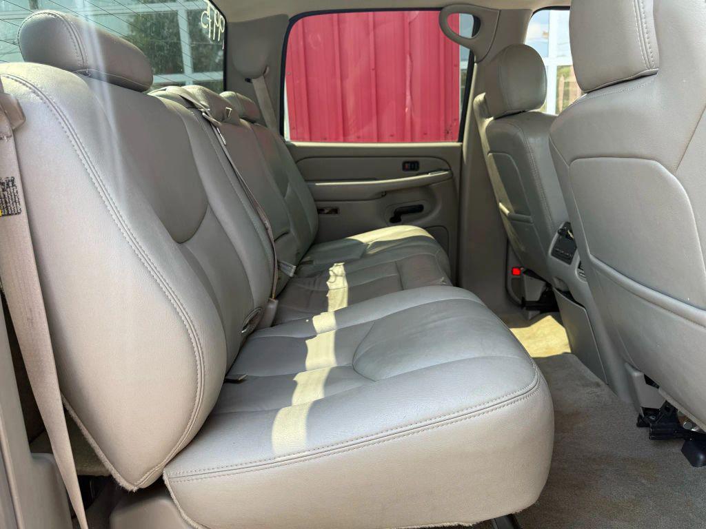 used 2004 Chevrolet Silverado 2500 car, priced at $19,998