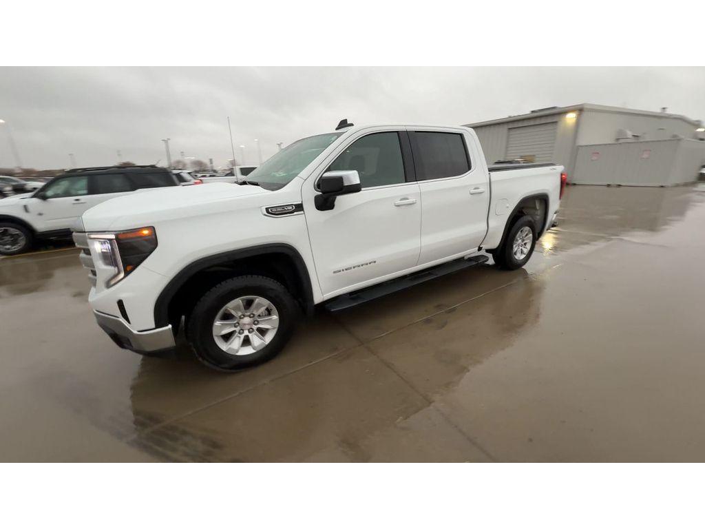 used 2023 GMC Sierra 1500 car, priced at $40,171