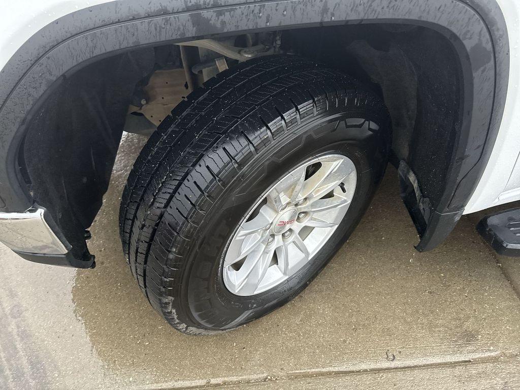 used 2023 GMC Sierra 1500 car, priced at $40,171