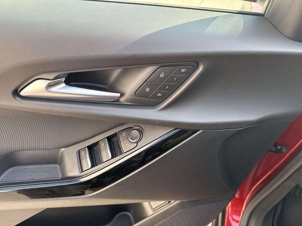 new 2026 Chevrolet Equinox car, priced at $39,760