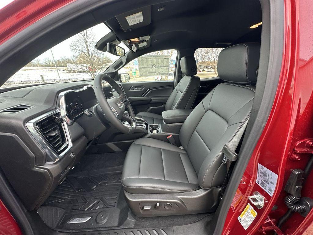 new 2025 GMC Canyon car, priced at $46,120