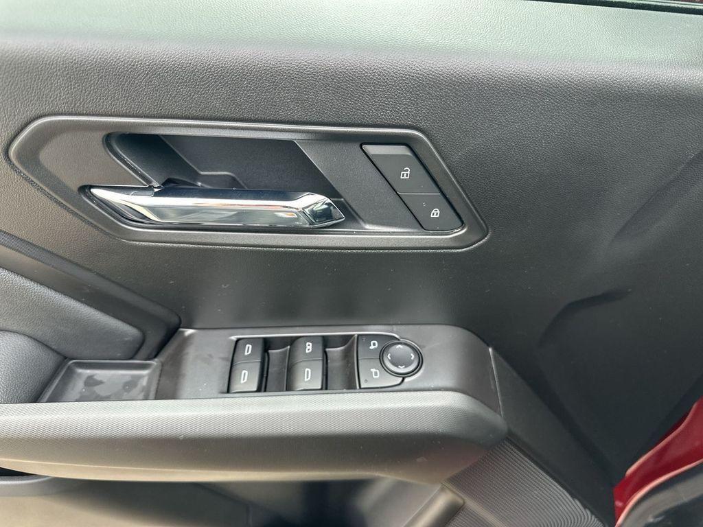 new 2025 GMC Canyon car, priced at $46,120