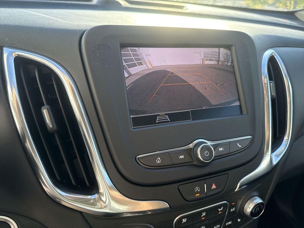 used 2024 Chevrolet Equinox car, priced at $24,295