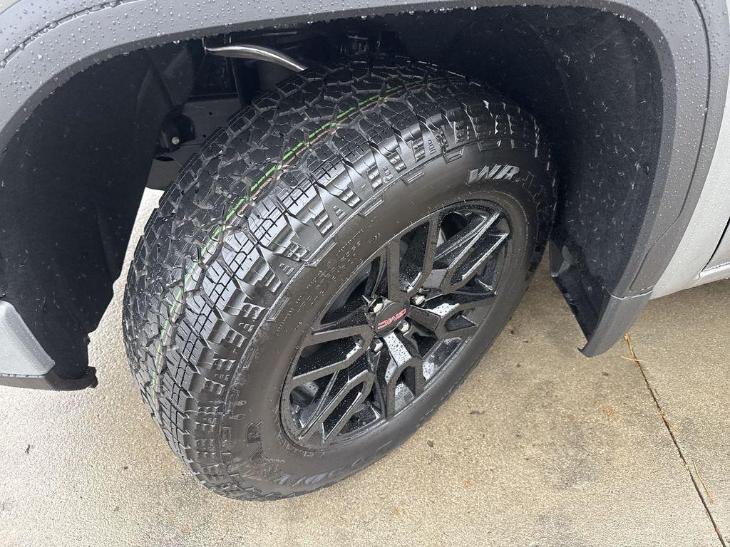 new 2026 GMC Sierra 1500 car, priced at $65,000