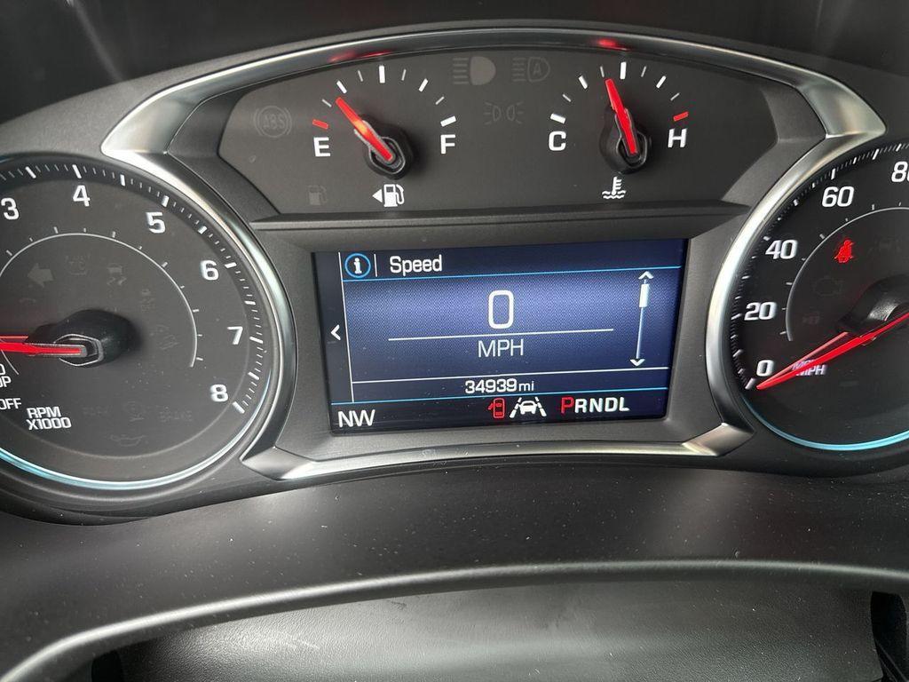 used 2024 Chevrolet Equinox car, priced at $24,095