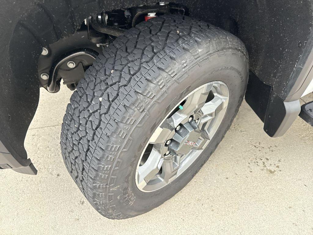 new 2026 GMC Sierra 2500 car, priced at $73,705