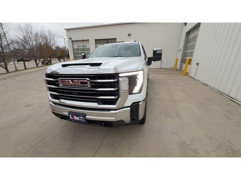 new 2026 GMC Sierra 2500 car, priced at $73,705