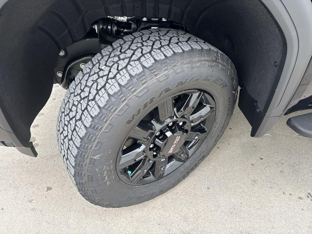 new 2026 GMC Sierra 2500 car, priced at $87,430