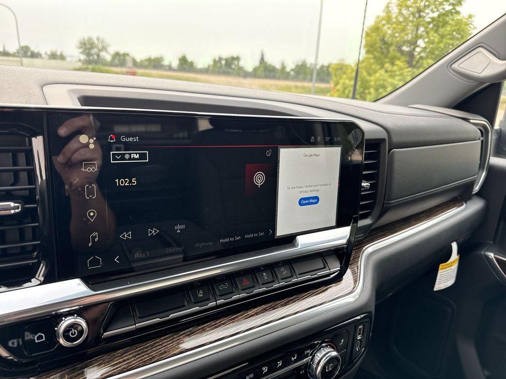 new 2025 GMC Sierra 2500 car, priced at $58,250