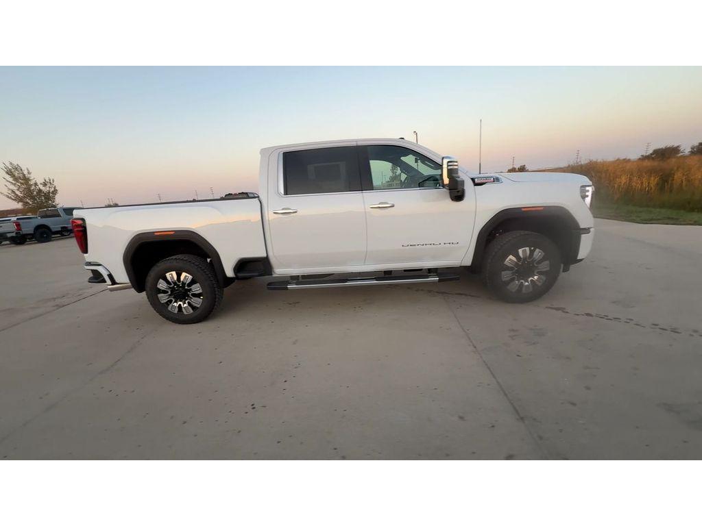 new 2026 GMC Sierra 2500 car, priced at $91,700