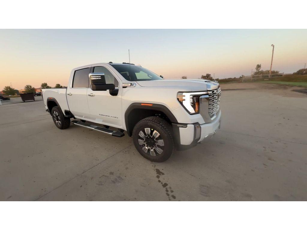 new 2026 GMC Sierra 2500 car, priced at $91,700