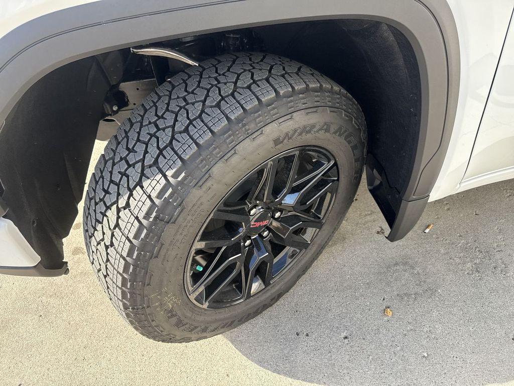 new 2026 GMC Sierra 1500 car, priced at $62,290