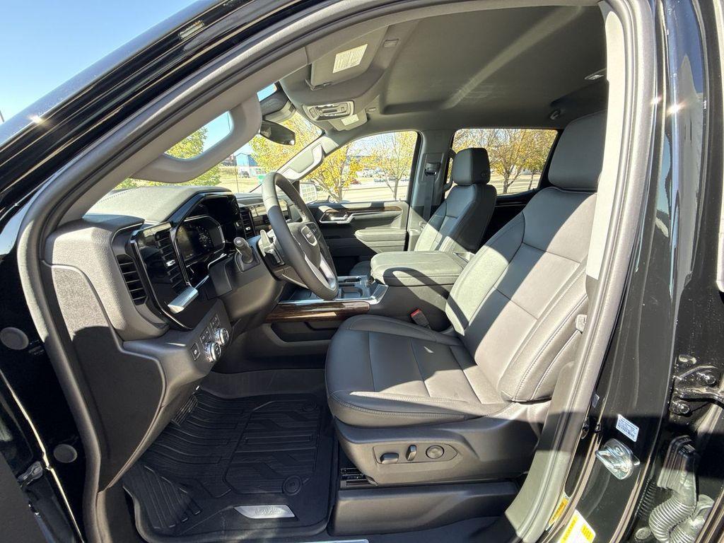 new 2026 GMC Sierra 1500 car, priced at $67,200