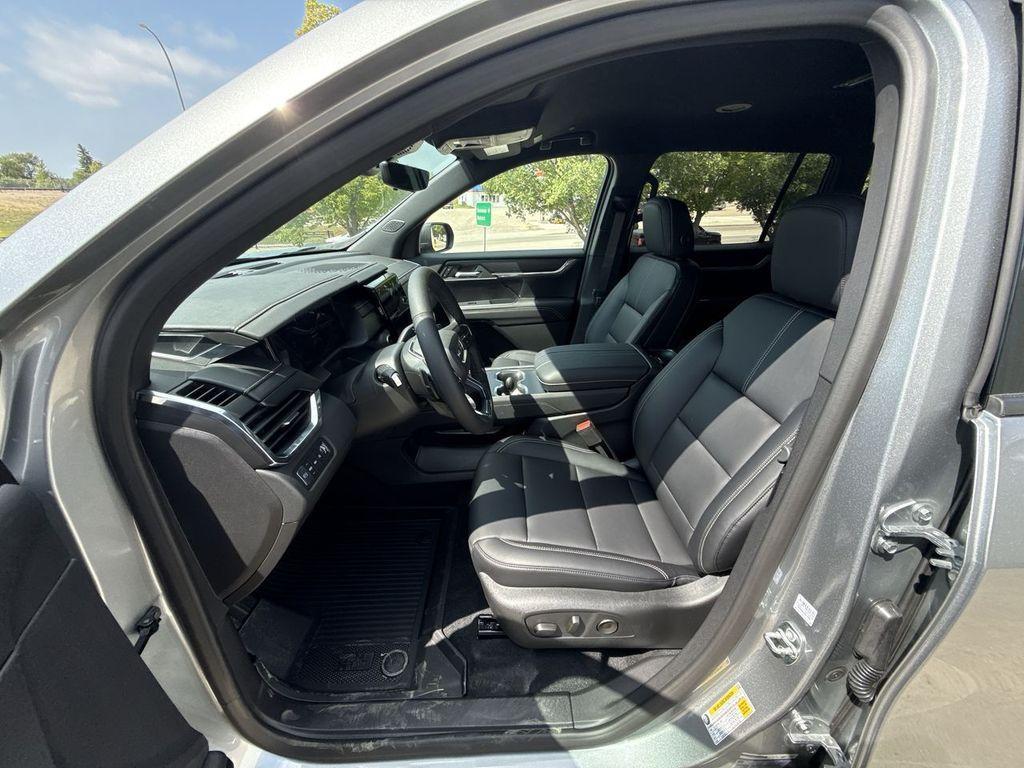 new 2026 GMC Acadia car, priced at $49,995