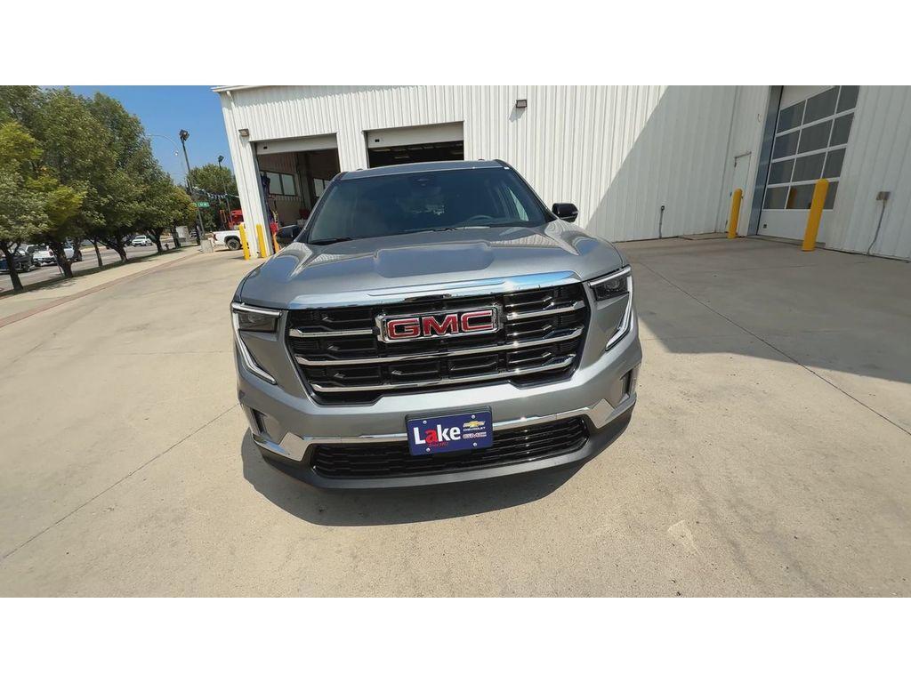 new 2026 GMC Acadia car, priced at $49,995