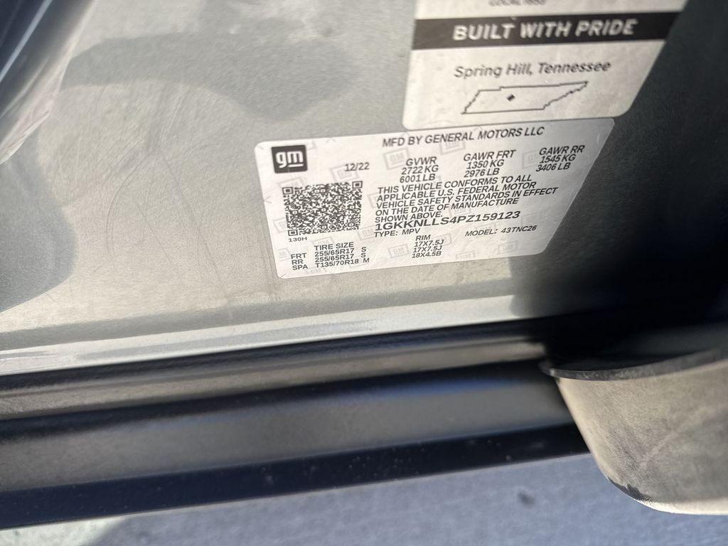 used 2023 GMC Acadia car, priced at $35,821