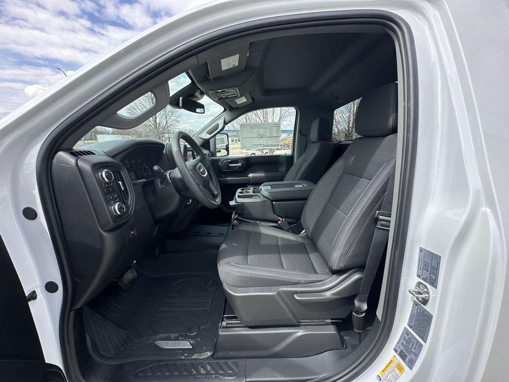 new 2025 GMC Sierra 2500 car, priced at $53,135