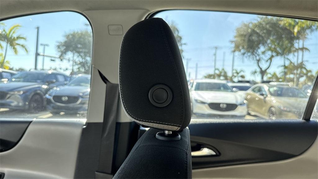 used 2024 Chevrolet Equinox car, priced at $14,999