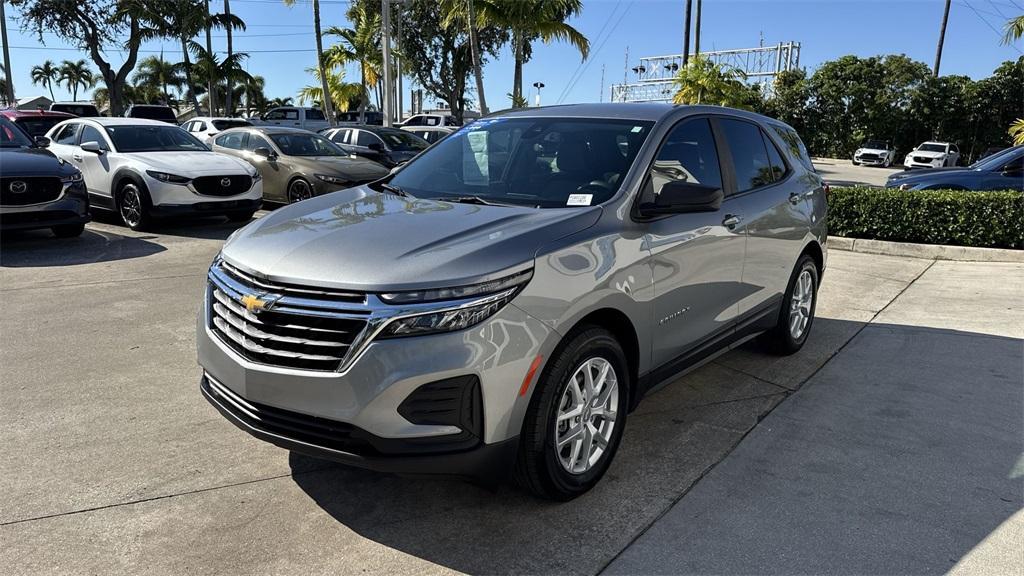 used 2024 Chevrolet Equinox car, priced at $14,999