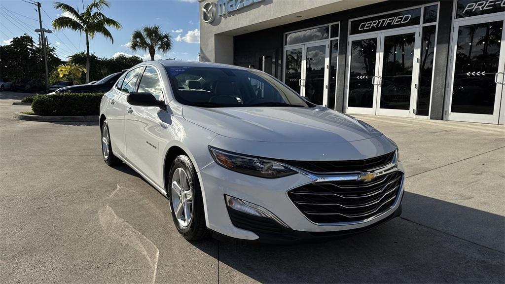 used 2019 Chevrolet Malibu car, priced at $10,897