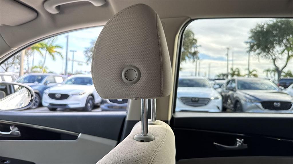 used 2019 Kia Sorento car, priced at $11,299