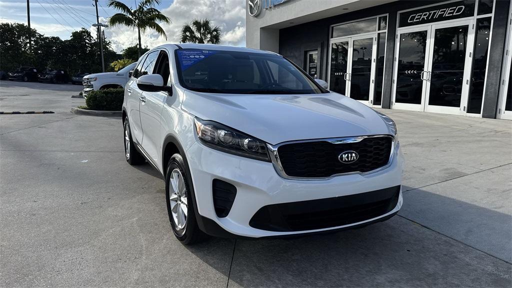 used 2019 Kia Sorento car, priced at $11,299