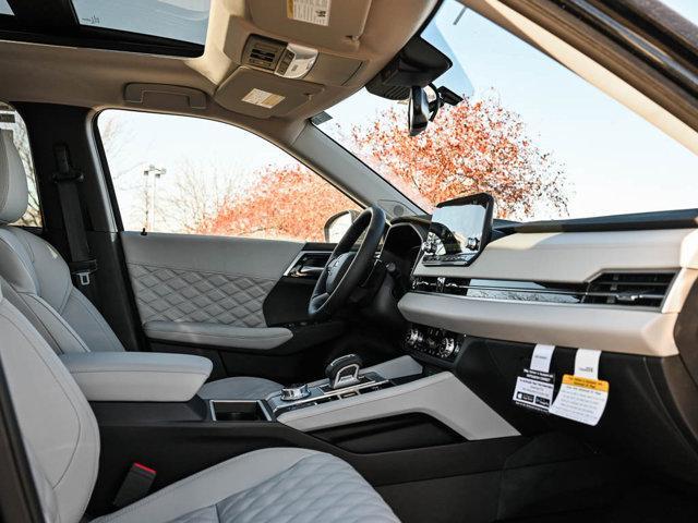 new 2025 Mitsubishi Outlander PHEV car, priced at $44,597