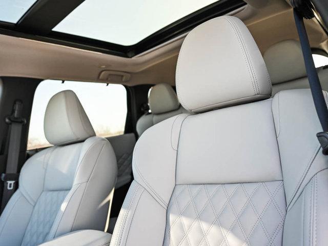 new 2025 Mitsubishi Outlander PHEV car, priced at $44,597