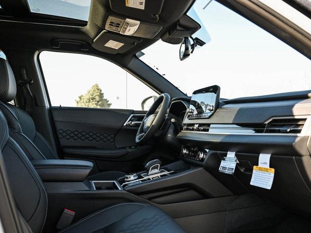 new 2025 Mitsubishi Outlander PHEV car, priced at $43,997