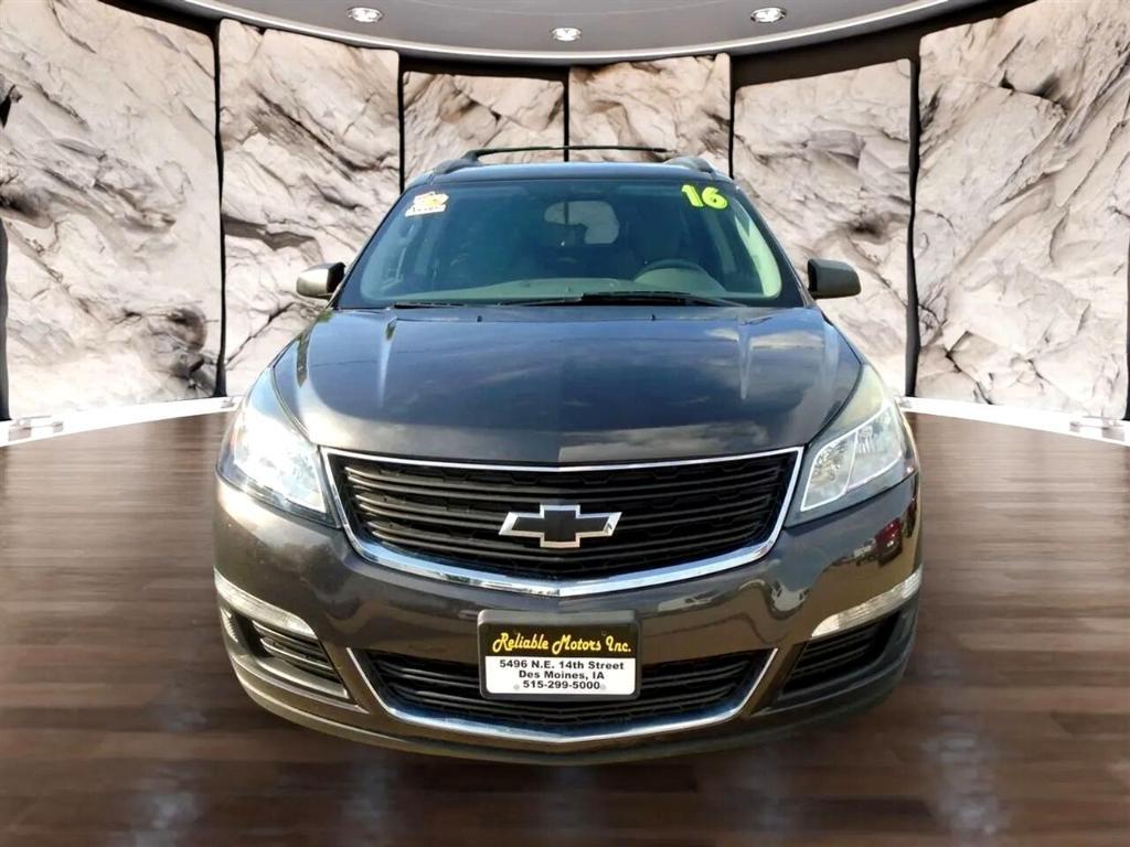 used 2016 Chevrolet Traverse car, priced at $9,995
