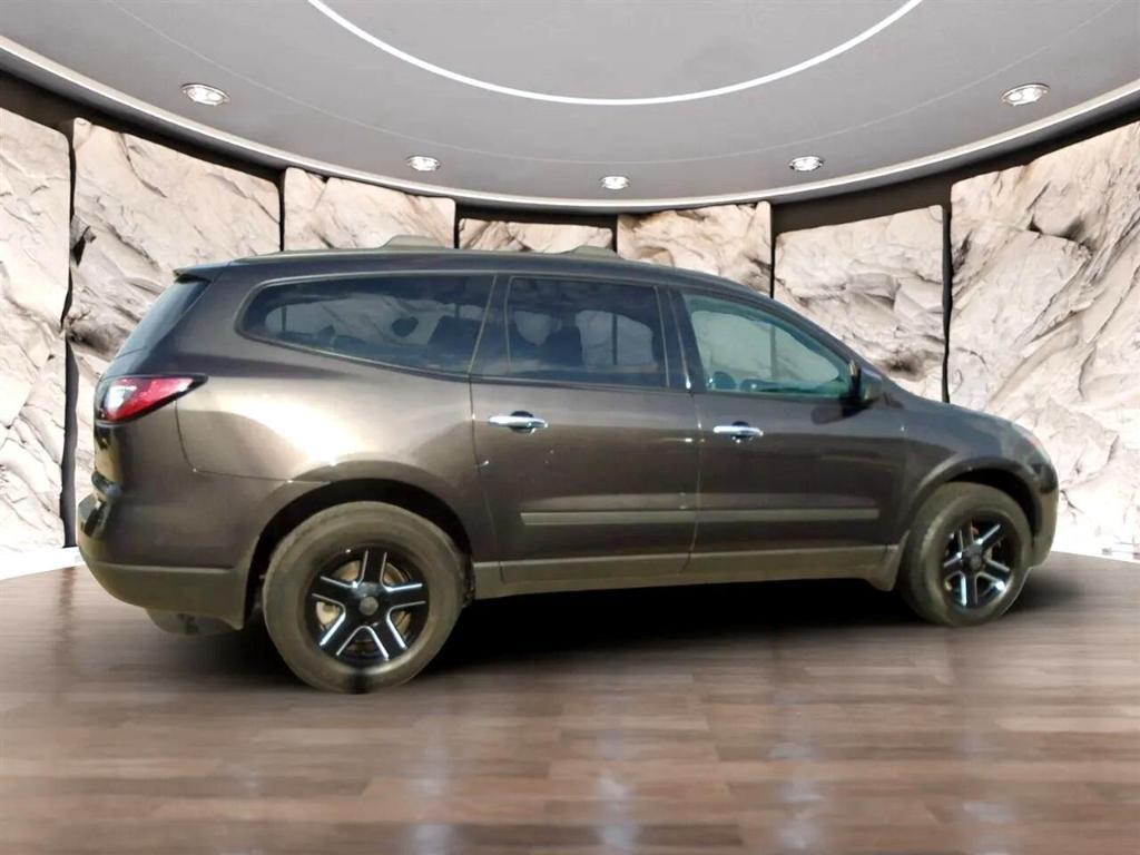 used 2016 Chevrolet Traverse car, priced at $9,995