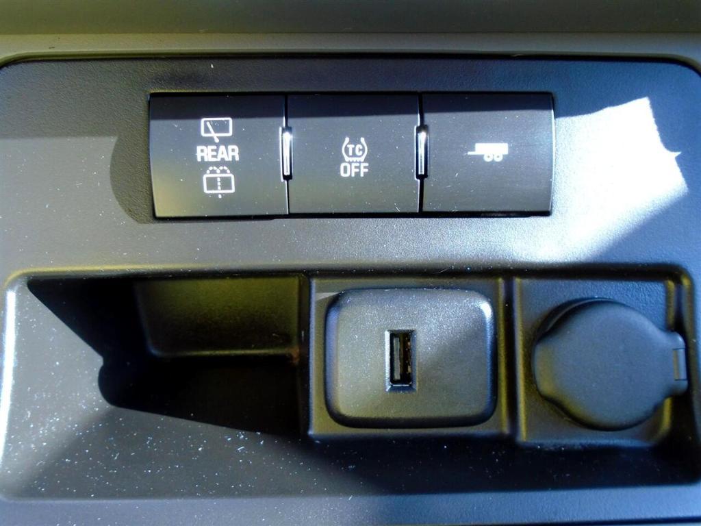 used 2016 Chevrolet Traverse car, priced at $9,995