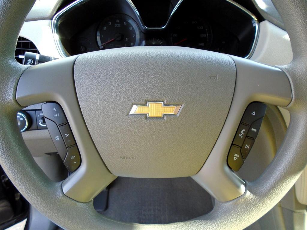 used 2016 Chevrolet Traverse car, priced at $9,995
