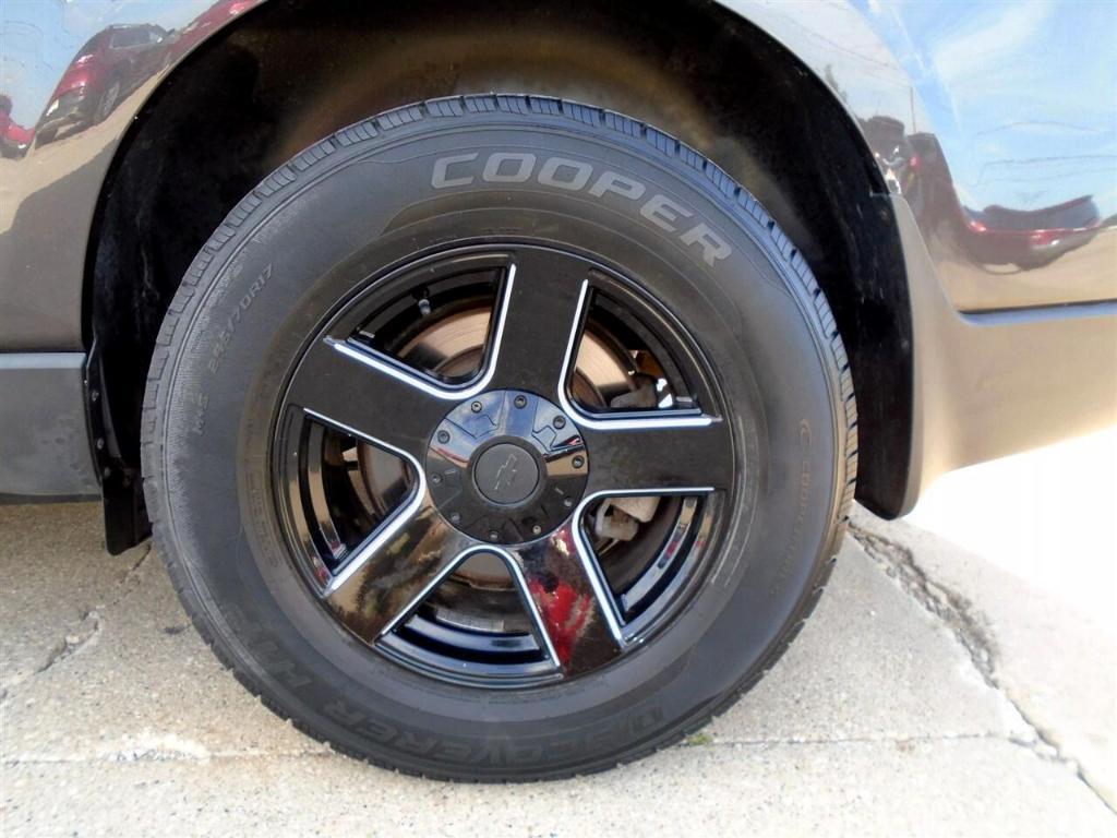 used 2016 Chevrolet Traverse car, priced at $9,995