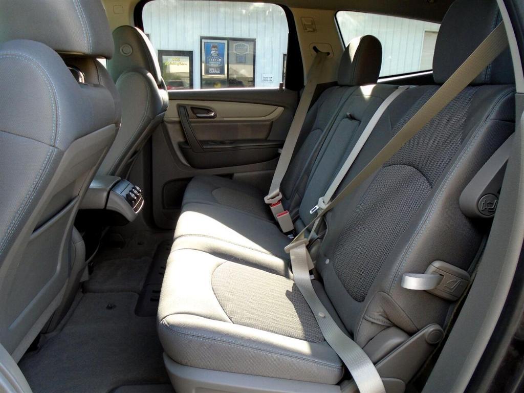 used 2016 Chevrolet Traverse car, priced at $9,995