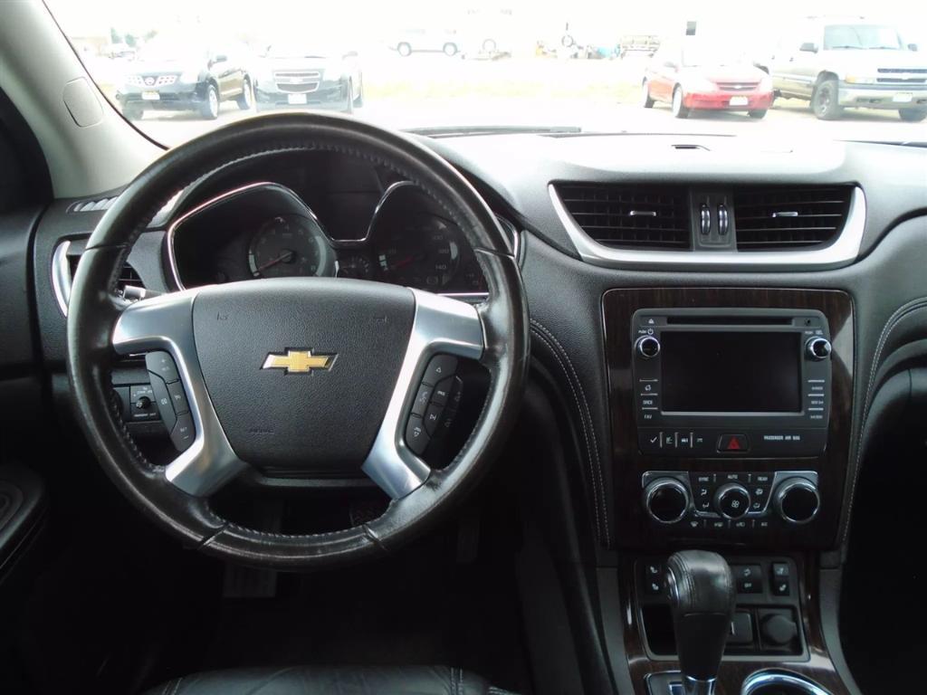 used 2017 Chevrolet Traverse car, priced at $12,495